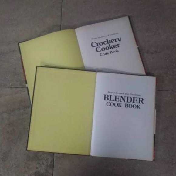 Vintage Crockery Cooker Book and Blender Cook Book/Vintage Cookbooks - Picture 3 of 6